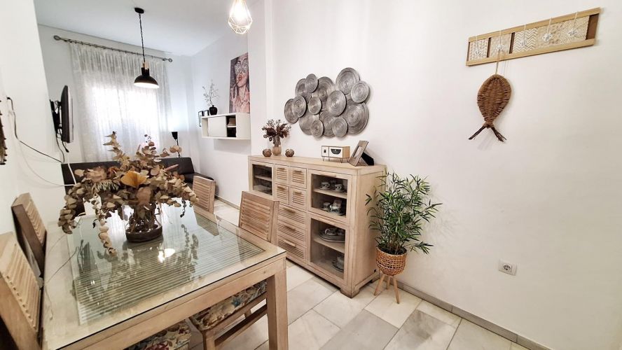 VIVIENDA EN PLANTA BAJA CON PATIO EN SAGUNTO