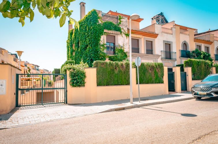 MARAVILLOSA CASA EN MIRABUENO