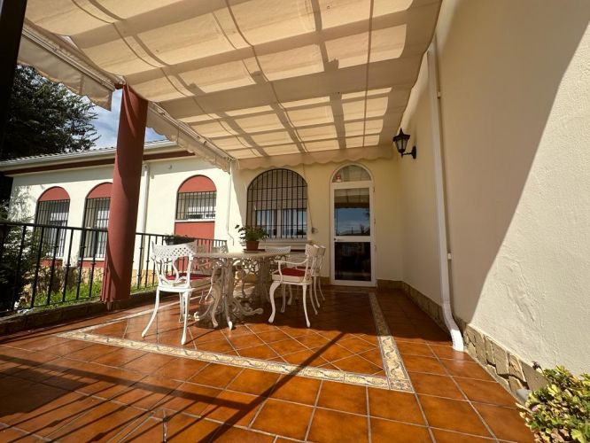 CHALET INDEPIENTE EN VENTA EN BRILLANTE