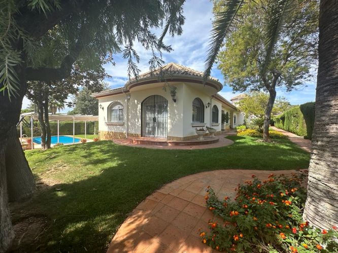 CHALET INDEPIENTE EN VENTA EN BRILLANTE