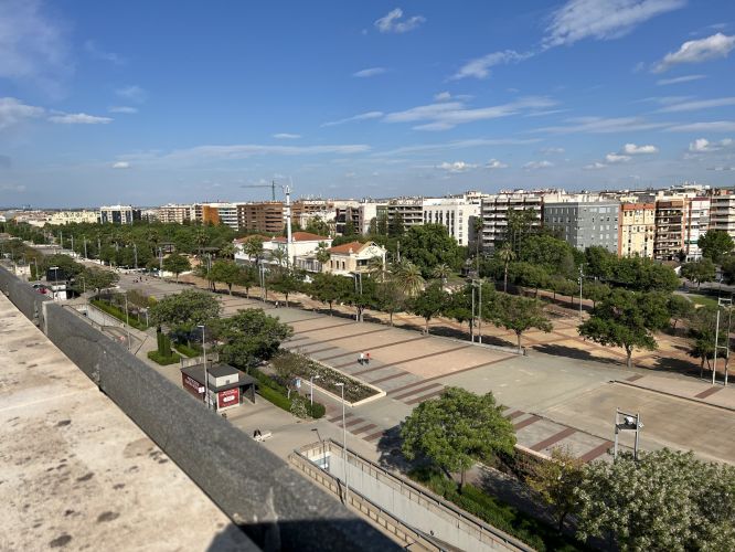 FANTÁSTICO PISO EN VENTA EN EL VIAL- RONDA DE TEJARES