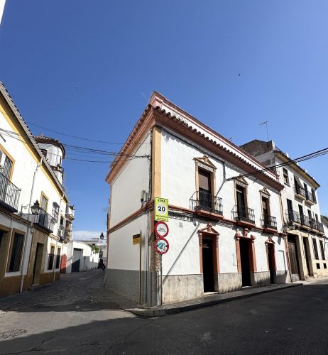 CASA EN CORDOBA ZONA CASCO ANTIGUO 